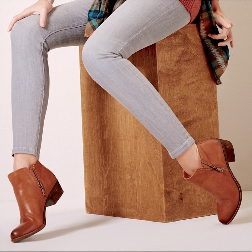 LUCKY BRAND BASEL LEATHER BOOTIE 9-1/2